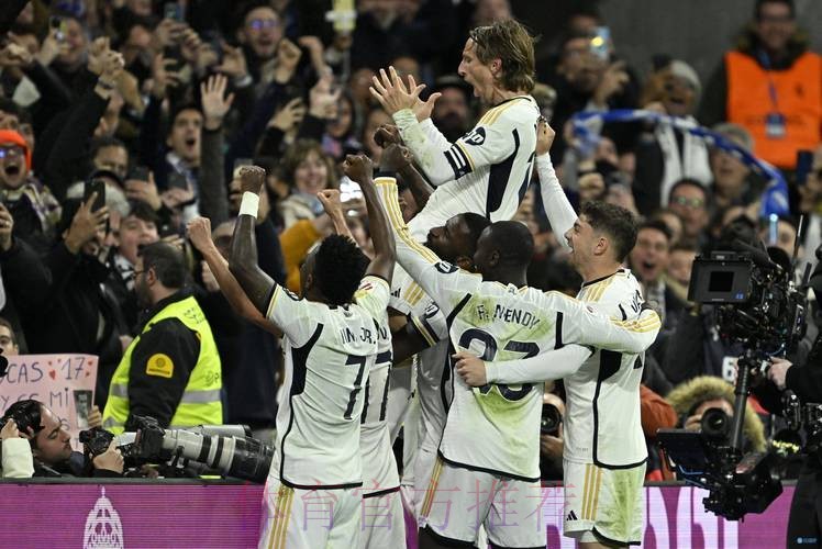 跟队:安帅邀请魔笛加入教练组 但球员希望继续踢球