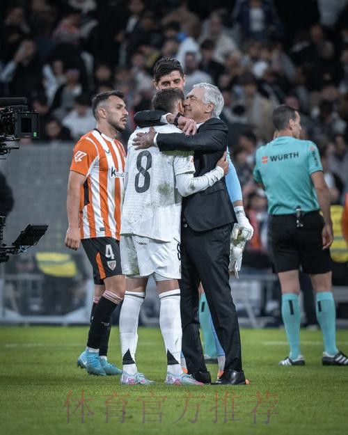 安帅:巴尔韦德已进11球 我终于不用担心教练证了